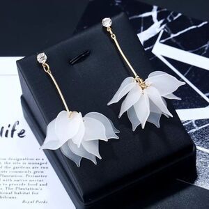 Gold White Flower Drop Earrings